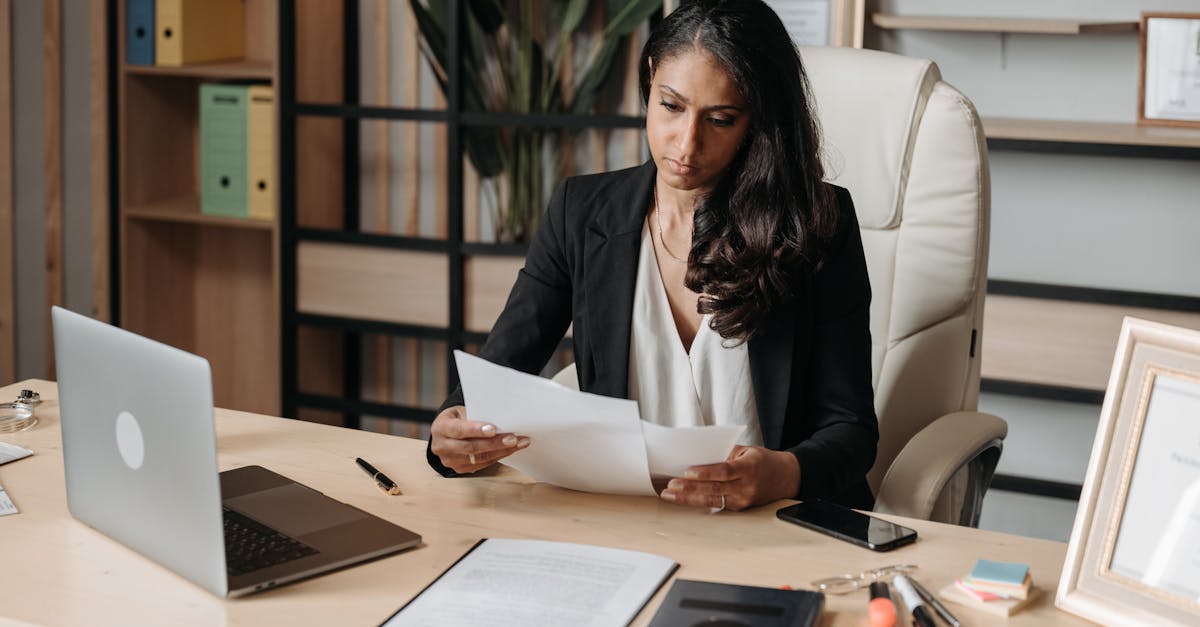 découvrez des stratégies efficaces pour le développement de carrière, incluant des conseils sur la formation continue, le réseautage et l'amélioration des compétences pour atteindre vos objectifs professionnels.
