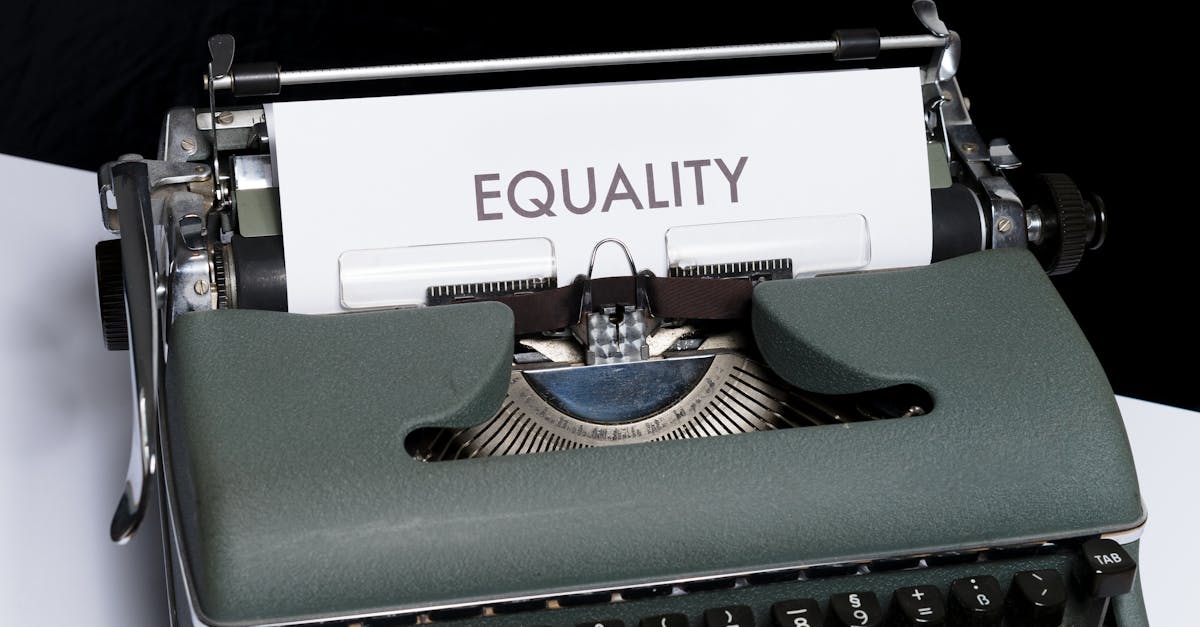 découvrez les différents types d'identité, qu'il s'agisse d'identité personnelle, sociale ou culturelle. une exploration approfondie des enjeux et des caractéristiques qui définissent qui nous sommes.