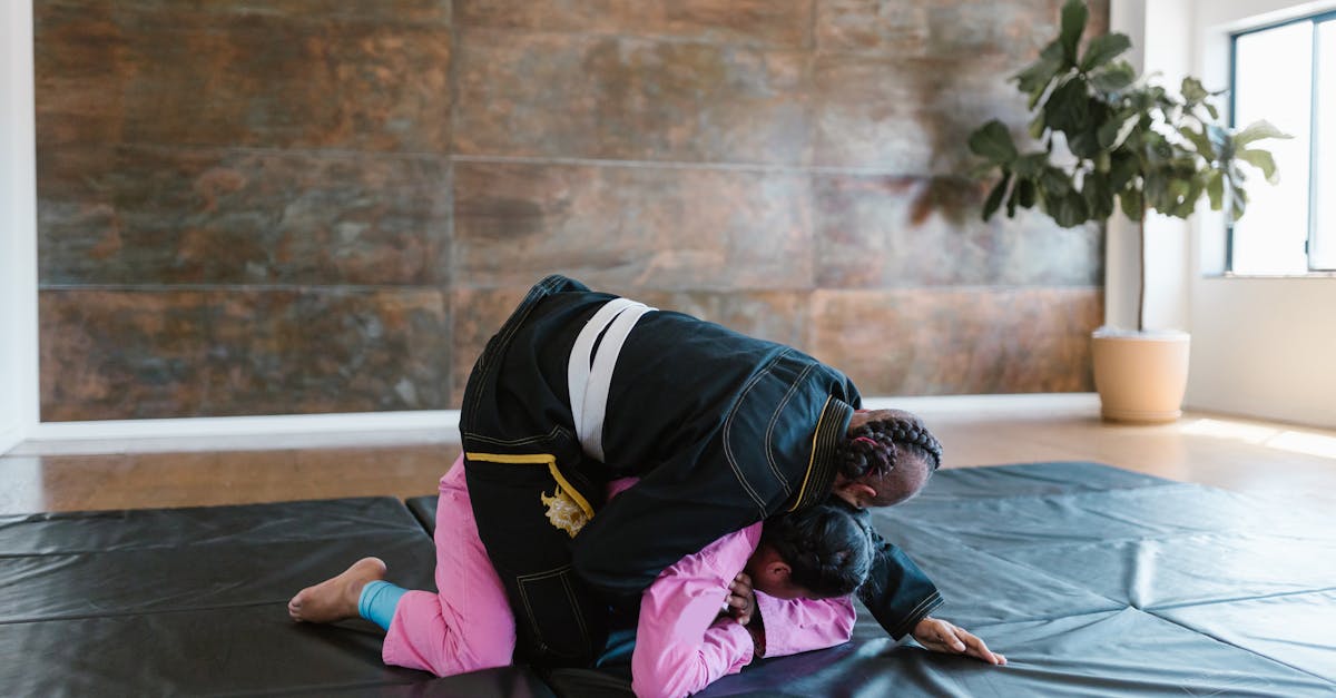 découvrez les techniques de tantra pour éveiller votre sensualité et votre spiritualité. apprenez à cultiver l'énergie vitale à travers des pratiques ancestrales et des exercices de méditation, de respiration et de connexion corporelle. transformez votre vie intérieure et renforcez vos relations grâce à ces approches holistiques.