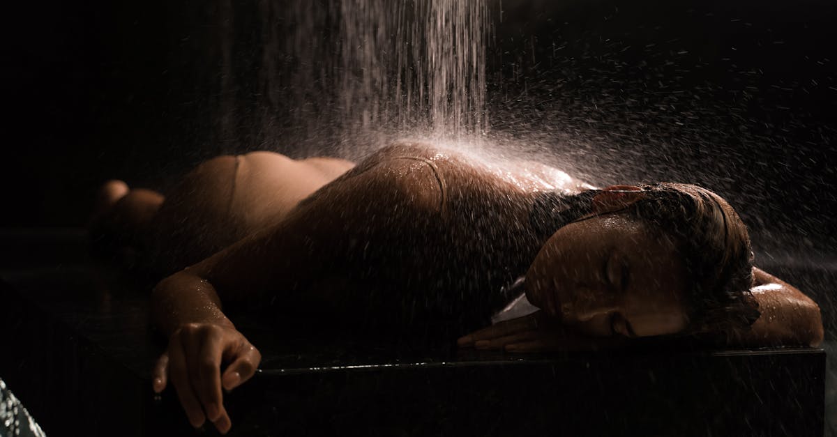 découvrez le massage tantrique, une expérience unique qui allie relaxation profonde et connexion spirituelle. plongez dans un voyage sensoriel qui réveille vos sens et favorise l'harmonie entre le corps et l'esprit.