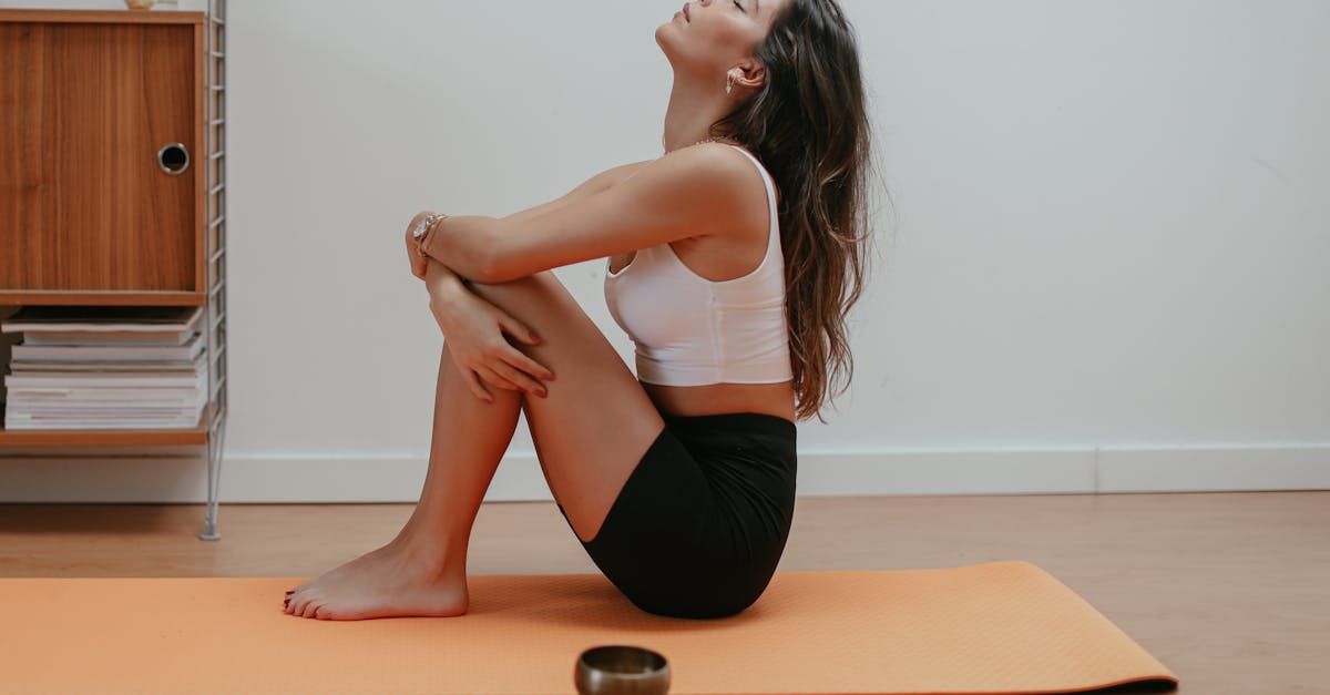 découvrez l'univers du tantrisme, une pratique spirituelle et sexuelle qui favorise la connexion profonde entre le corps et l'esprit. apprenez les principes du tantra pour enrichir votre vie intime et développer une meilleure compréhension de soi et des autres.